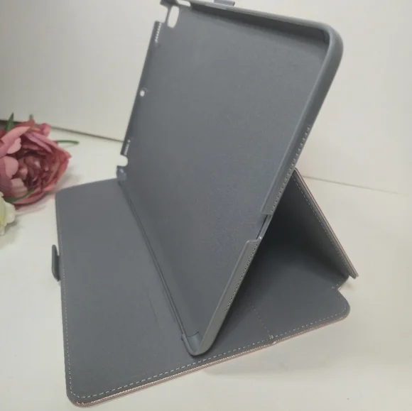 9.7 -inch iPad Speck Metallic Tablet Cover. Air 2, iPad. Tablet Case - Picture 5 of 5